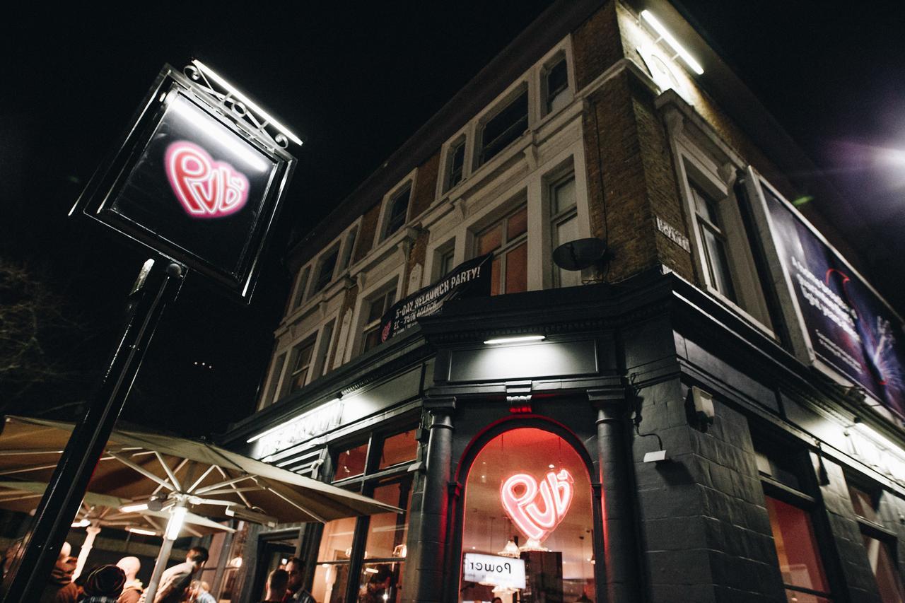 Publove @ The Crown, Battersea Londra Dış mekan fotoğraf