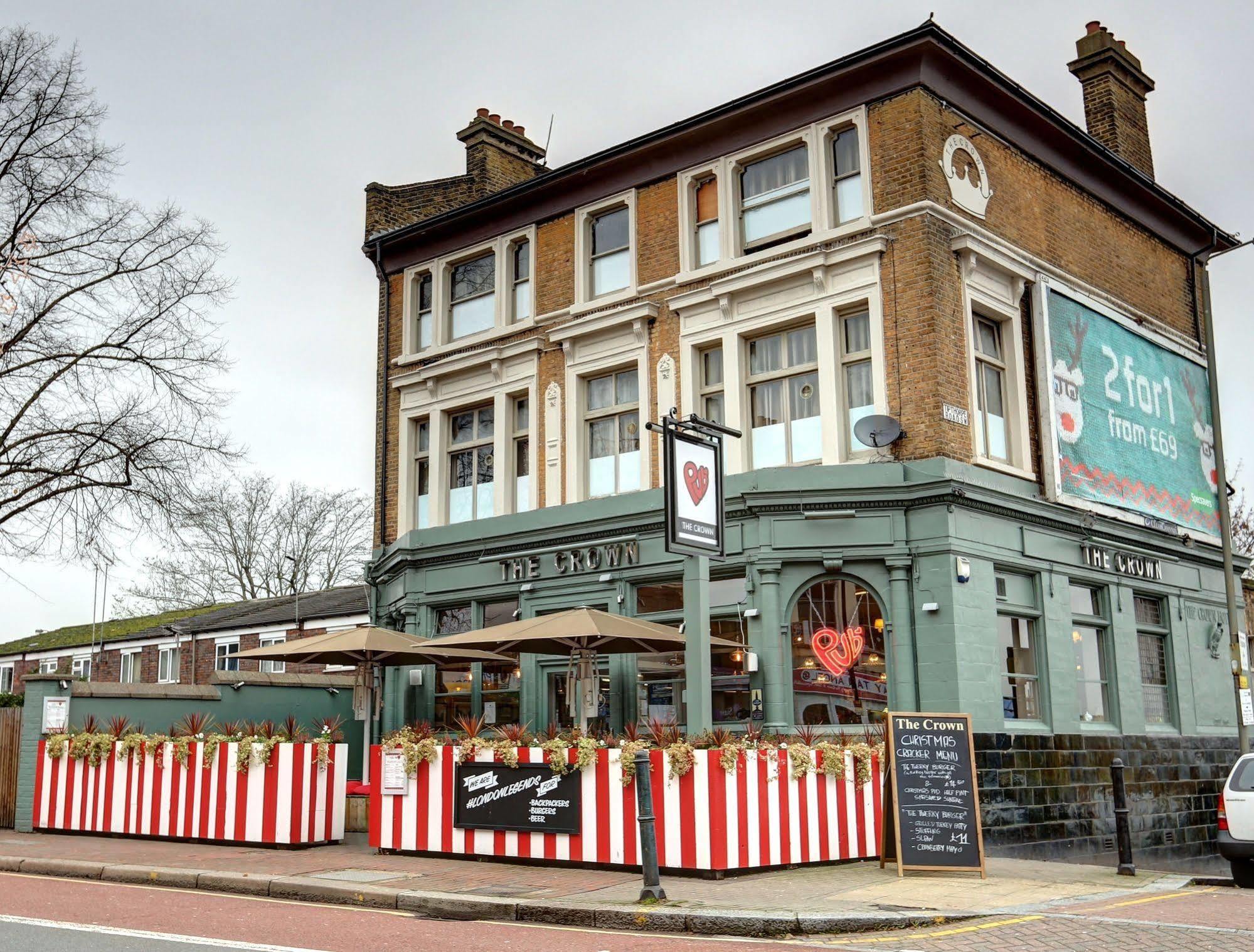 Publove @ The Crown, Battersea Londra Dış mekan fotoğraf
